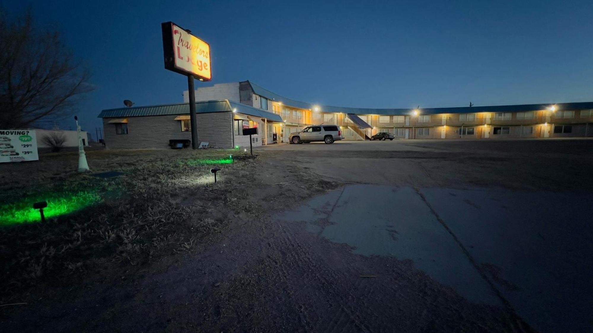Travelors Lodge Motel & Rv Park Us-287&Us-96 Eads Esterno foto